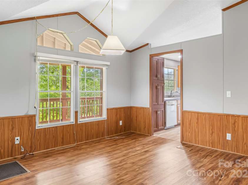 89 Brookwood Drive, Marion, NC 28752.  MLS# CAR4300561, YatesRealty ID 1996. 