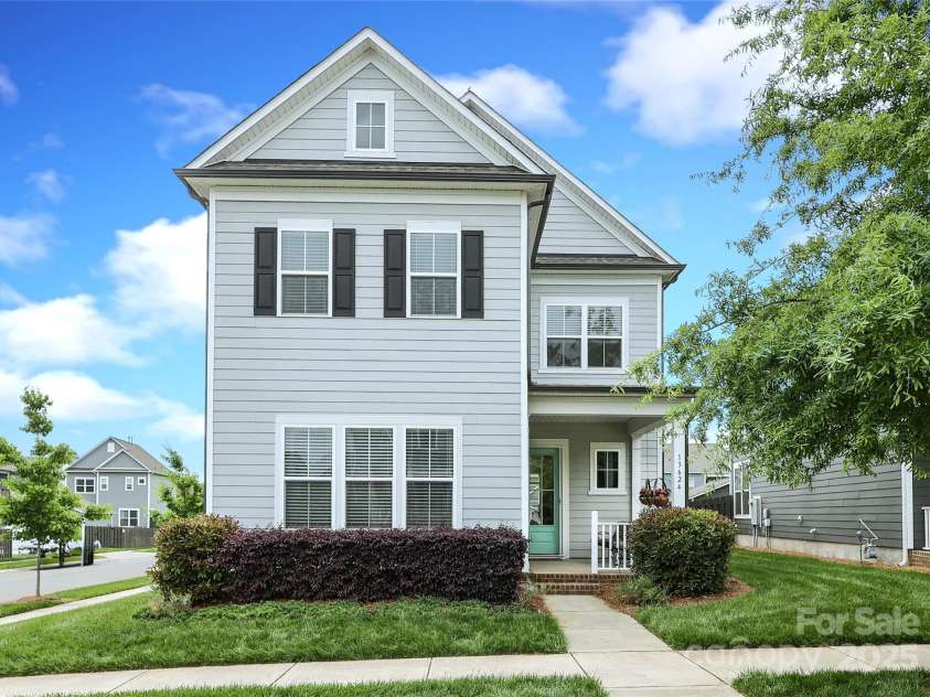 13624 Jacks Lane, Pineville, NC 28134.  MLS# CAR4251178, YatesRealty ID 19960. Beautiful Corner Lot with large rear yard and detached garage