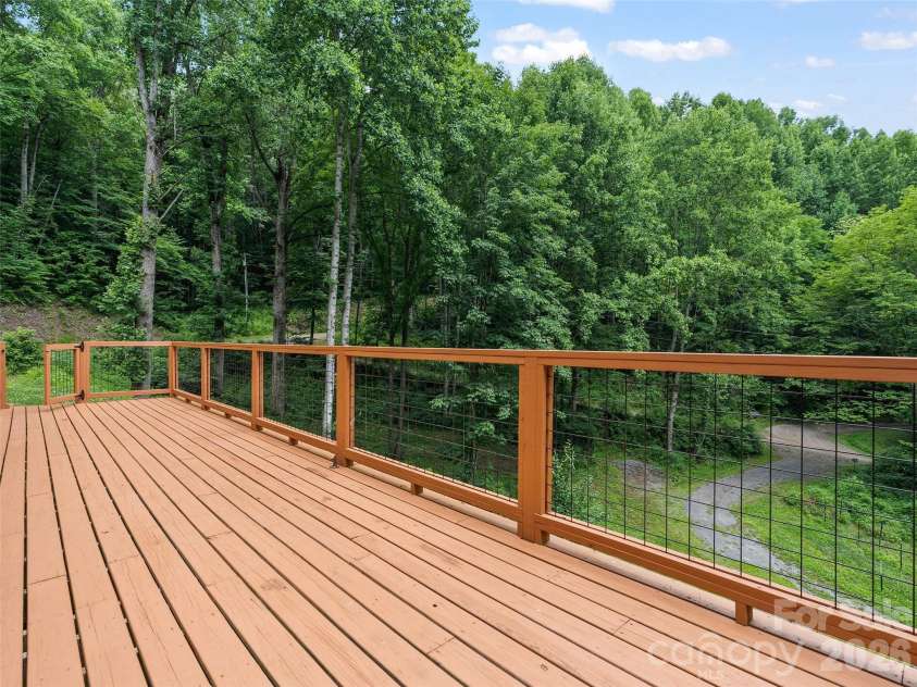 193 Tipstill Cove, Waynesville, NC 28786.  MLS# CAR4399503, YatesRealty ID 19961. 