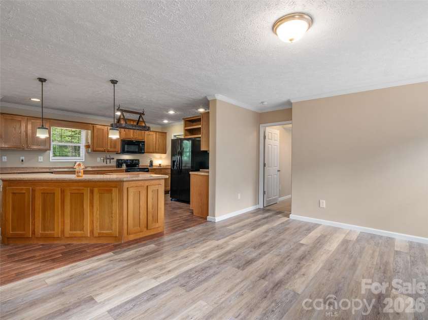 193 Tipstill Cove, Waynesville, NC 28786.  MLS# CAR4399503, YatesRealty ID 19961. 