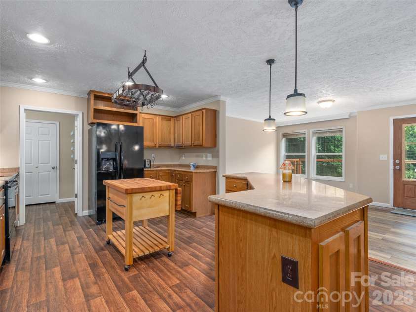 193 Tipstill Cove, Waynesville, NC 28786.  MLS# CAR4399503, YatesRealty ID 19961. 