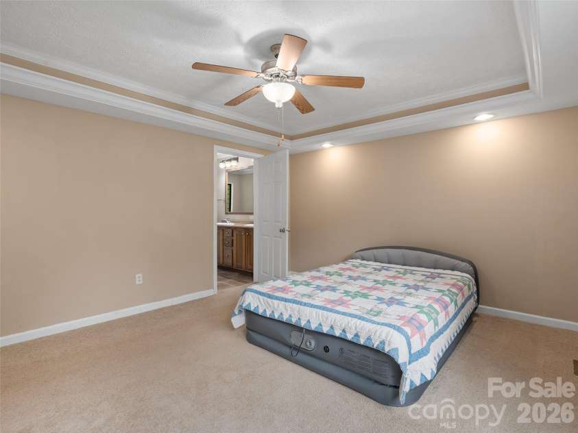 193 Tipstill Cove, Waynesville, NC 28786.  MLS# CAR4399503, YatesRealty ID 19961. 