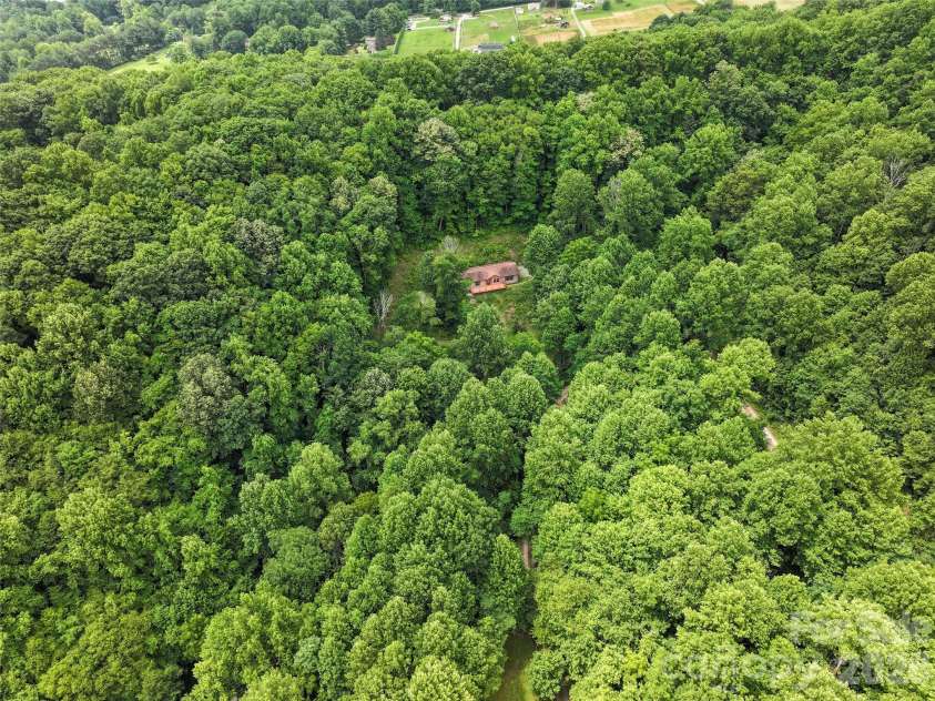 193 Tipstill Cove, Waynesville, NC 28786.  MLS# CAR4399503, YatesRealty ID 19961. 