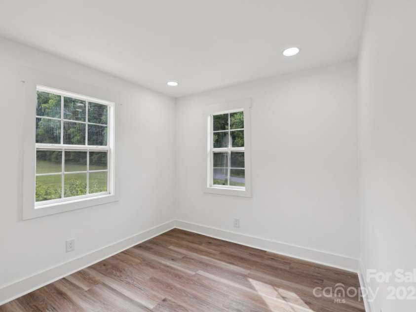 431 Pole Miller Extension, Brevard, NC 28712.  MLS# CAR4269813, YatesRealty ID 19961. 