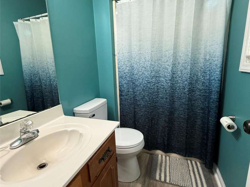 117 Lincoln Village Drive, Statesville, NC 28677.  MLS# CAR4266016, YatesRealty ID 19962. 