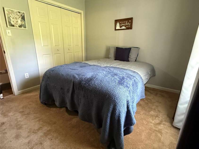 117 Lincoln Village Drive, Statesville, NC 28677.  MLS# CAR4266016, YatesRealty ID 19962. 