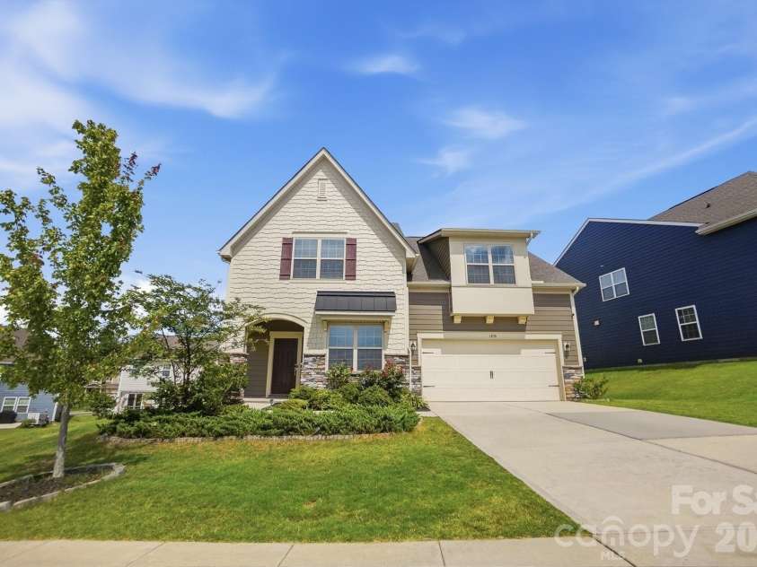 1838 Grove Park Lane, Tega Cay, SC 29708.  MLS# CAR4351358, YatesRealty ID 19962. 