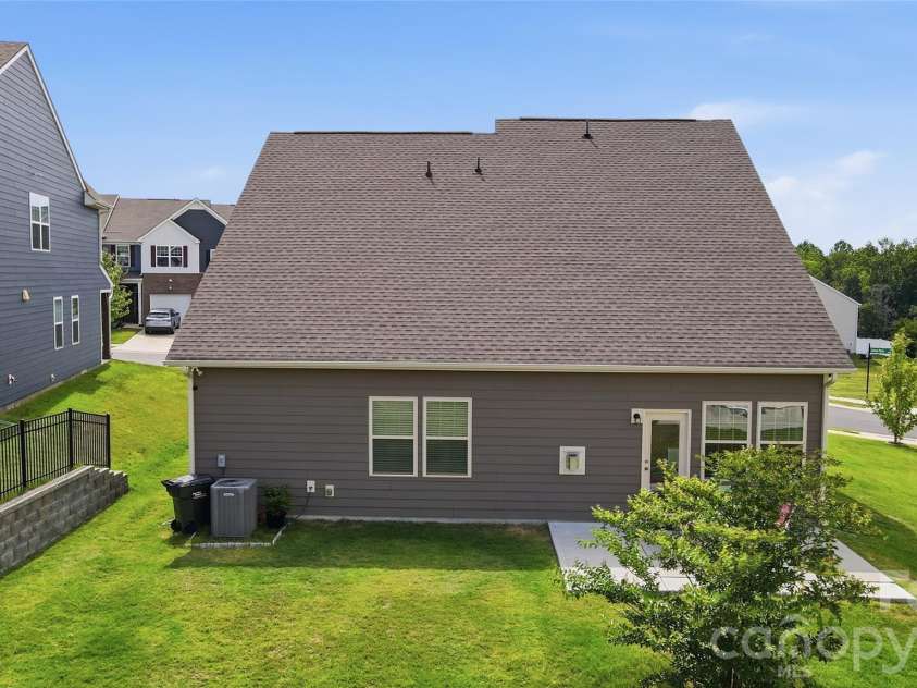 1838 Grove Park Lane, Tega Cay, SC 29708.  MLS# CAR4351358, YatesRealty ID 19962. 