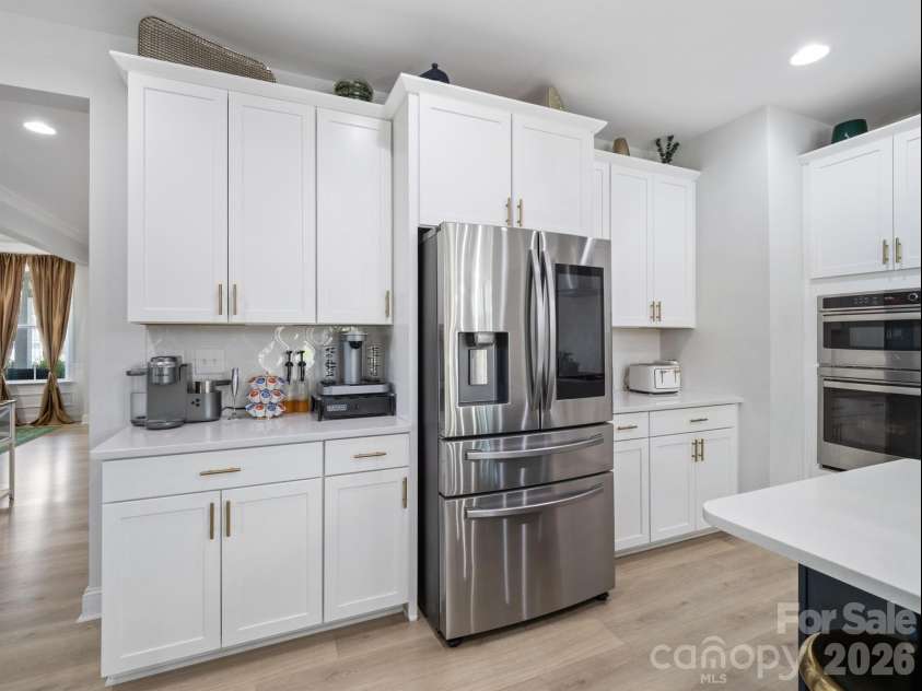 15213 Shallow Ridge Road, Charlotte, NC 28278.  MLS# CAR4348815, YatesRealty ID 19963. 