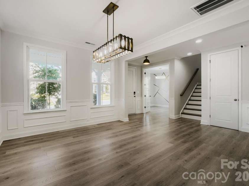 15213 Shallow Ridge Road, Charlotte, NC 28278.  MLS# CAR4432062, YatesRealty ID 19963. 