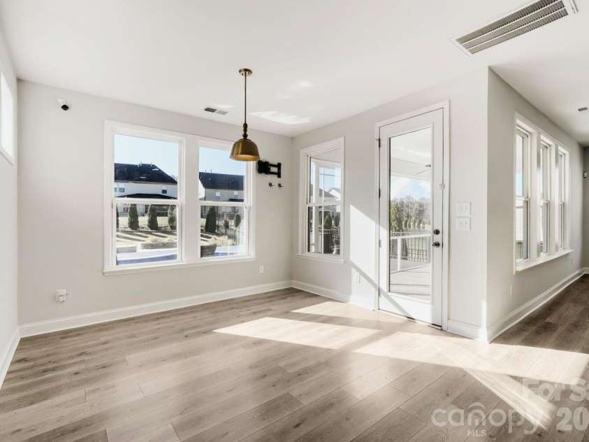 15213 Shallow Ridge Road, Charlotte, NC 28278.  MLS# CAR4432062, YatesRealty ID 19963. 