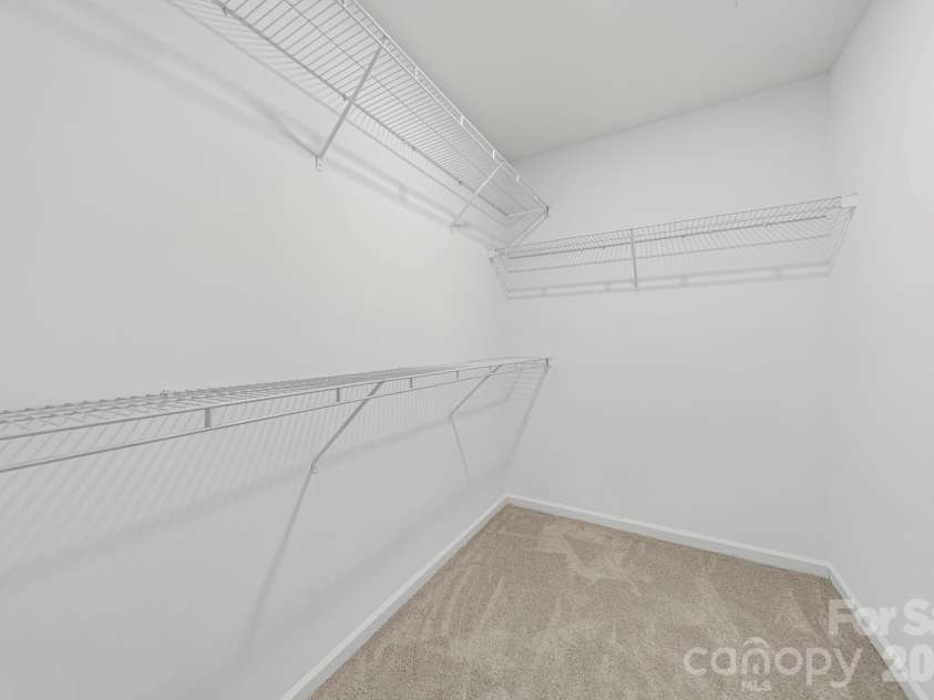 12429 Stratfield Place Circle, Pineville, NC 28134.  MLS# CAR4353711, YatesRealty ID 19964. 