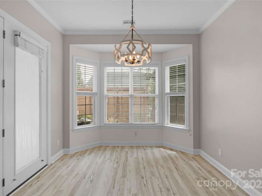 8725 Soaring Eagle Lane, Waxhaw, NC 28173.  MLS# CAR4264172, YatesRealty ID 19964. 