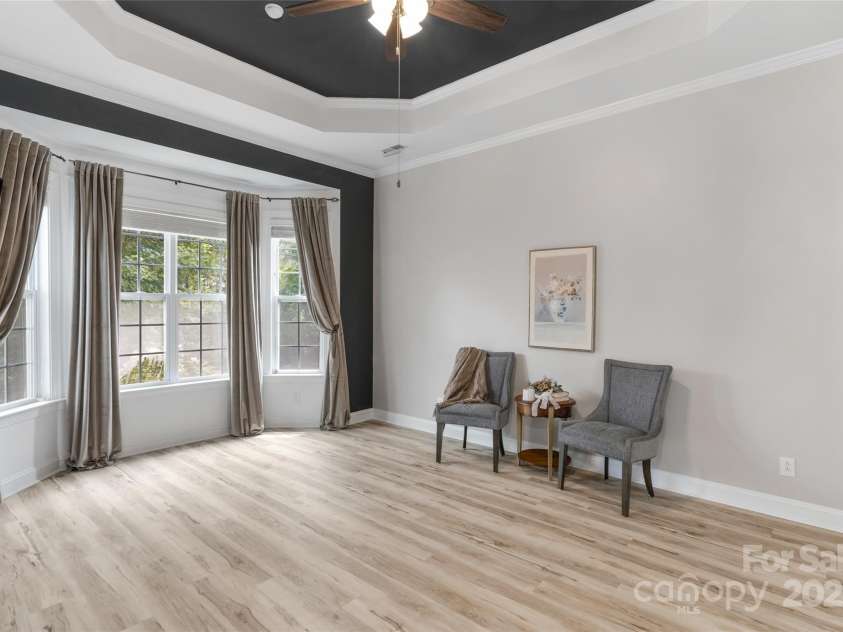 8725 Soaring Eagle Lane, Waxhaw, NC 28173.  MLS# CAR4264172, YatesRealty ID 19964. 