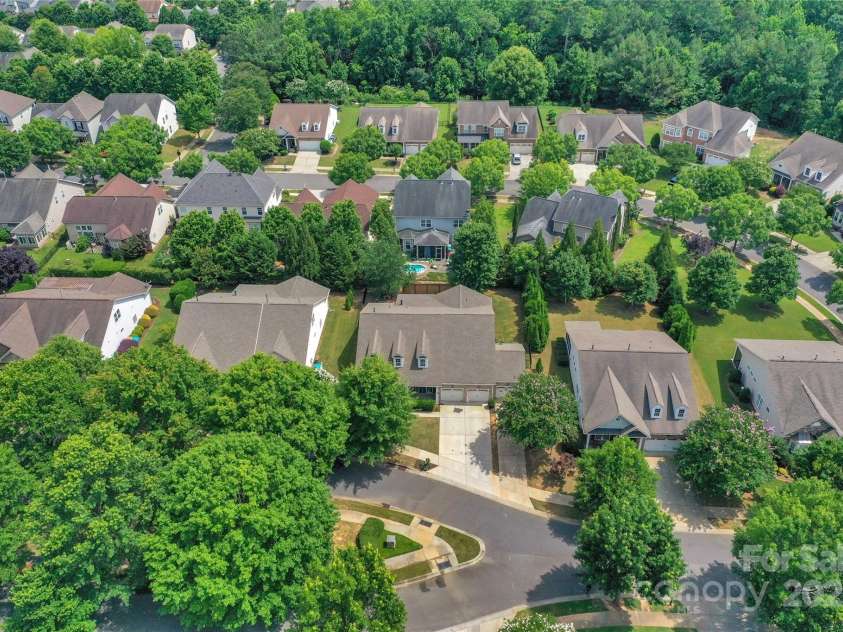 8725 Soaring Eagle Lane, Waxhaw, NC 28173.  MLS# CAR4264172, YatesRealty ID 19964. 