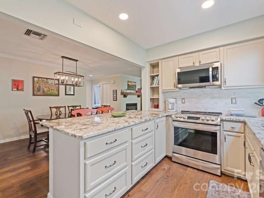 109 Tri Vista Drive, Lake Junaluska, NC 28745.  MLS# CAR4355670, YatesRealty ID 19965. 