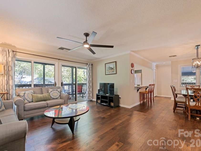 109 Tri Vista Drive, Lake Junaluska, NC 28745.  MLS# CAR4355670, YatesRealty ID 19965. 
