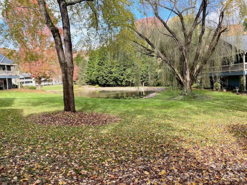 109 Tri Vista Drive, Lake Junaluska, NC 28745.  MLS# CAR4355670, YatesRealty ID 19965. 