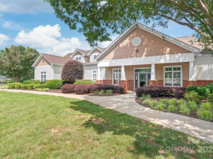 16344 Redstone Mountain Lane, Charlotte, NC 28277.  MLS# CAR4269073, YatesRealty ID 19967. 