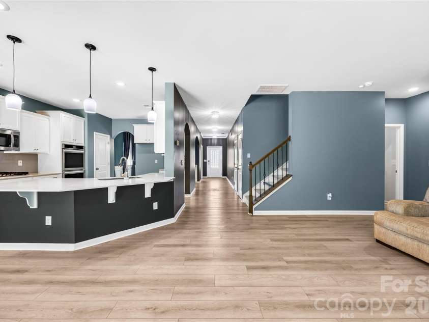 193 Abersham Drive, Mooresville, NC 28115.  MLS# CAR4391519, YatesRealty ID 19967. 