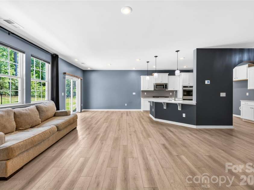 193 Abersham Drive, Mooresville, NC 28115.  MLS# CAR4391519, YatesRealty ID 19967. 