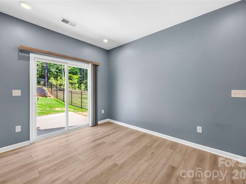 193 Abersham Drive, Mooresville, NC 28115.  MLS# CAR4391519, YatesRealty ID 19967. 