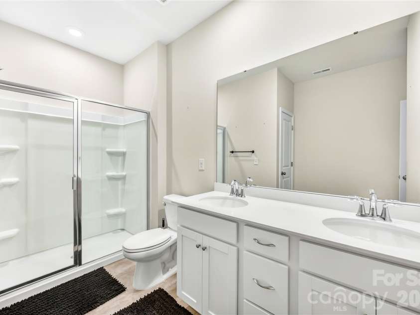 193 Abersham Drive, Mooresville, NC 28115.  MLS# CAR4391519, YatesRealty ID 19967. 