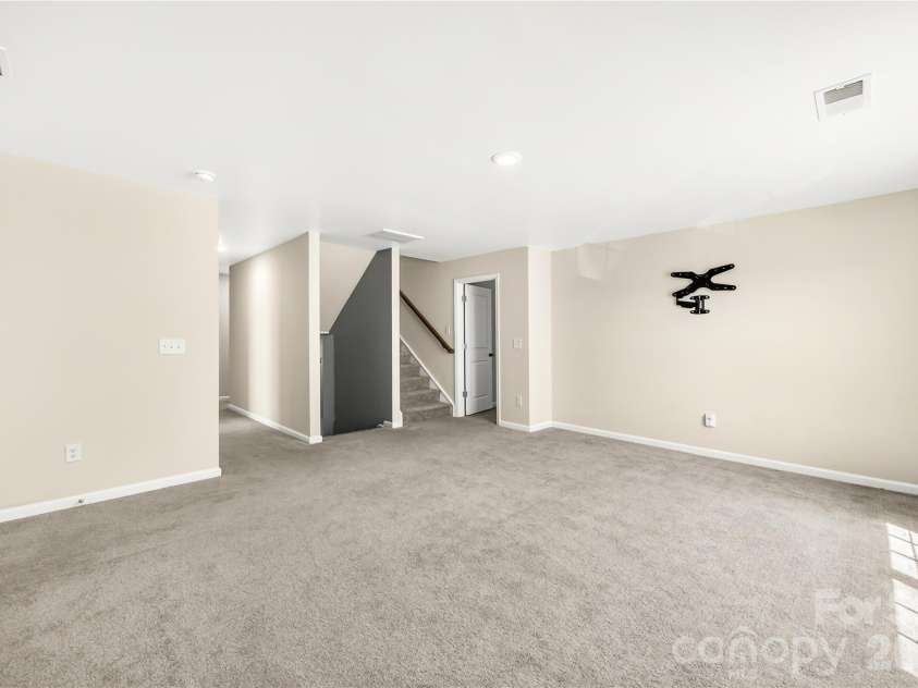 193 Abersham Drive, Mooresville, NC 28115.  MLS# CAR4391519, YatesRealty ID 19967. 