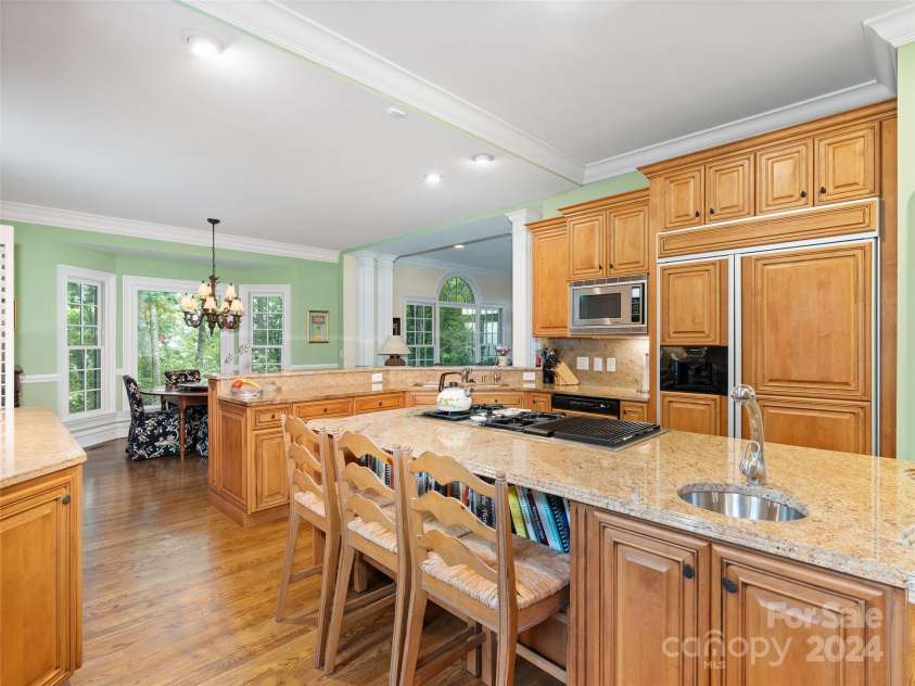1767 Ridge Way Street, Sylva, NC 28779.  MLS# CAR4149652, YatesRealty ID 1997. Chefs kitchen