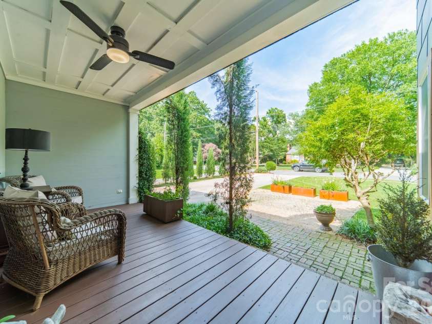 521 Forest Lane, Rock Hill, SC 29730.  MLS# CAR4364607, YatesRealty ID 19970. 