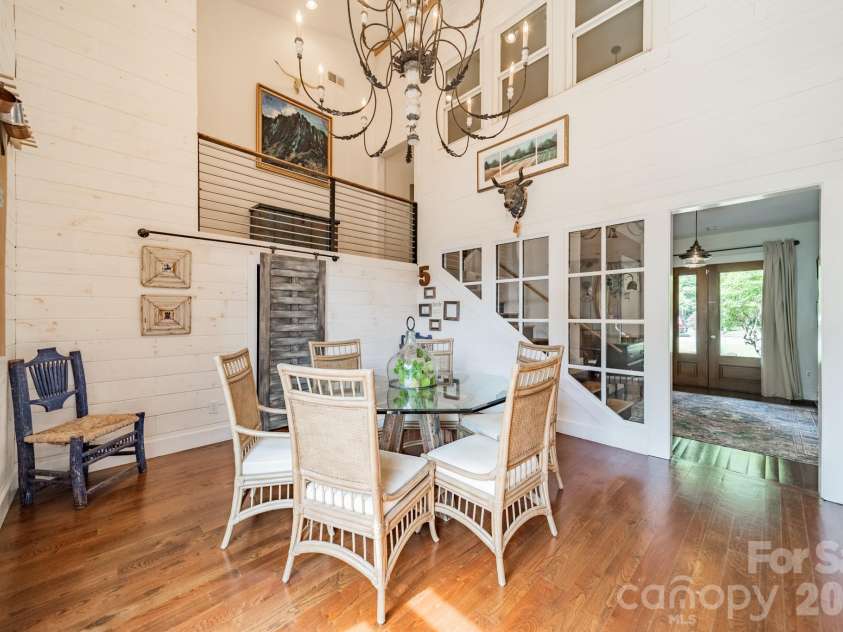 521 Forest Lane, Rock Hill, SC 29730.  MLS# CAR4364607, YatesRealty ID 19970. 
