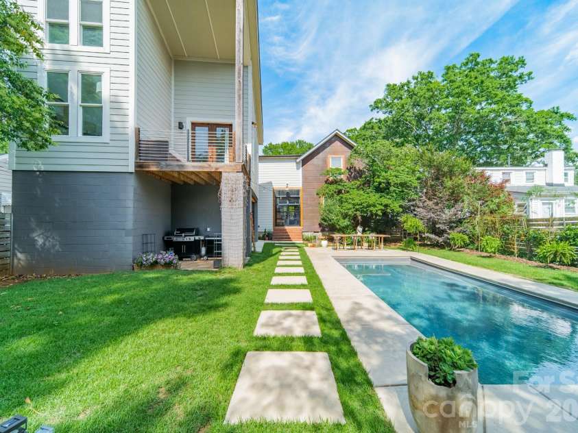 521 Forest Lane, Rock Hill, SC 29730.  MLS# CAR4364607, YatesRealty ID 19970. 