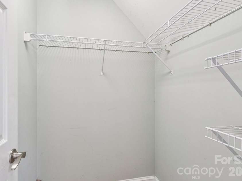 16201 Woolwine Road, Charlotte, NC 28278.  MLS# CAR4366785, YatesRealty ID 19972. 