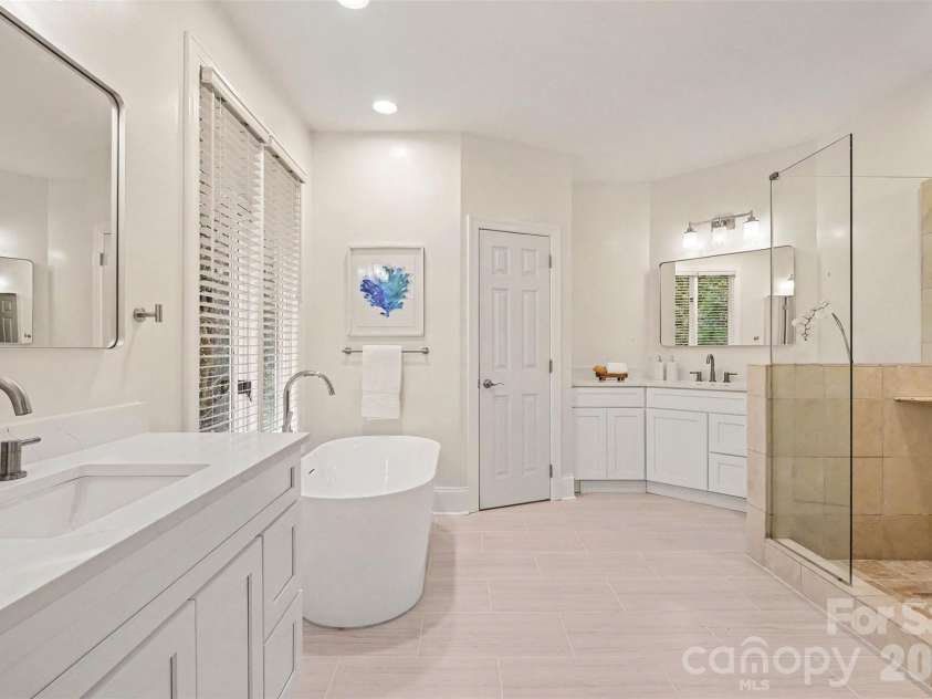 16201 Woolwine Road, Charlotte, NC 28278.  MLS# CAR4366785, YatesRealty ID 19972. 