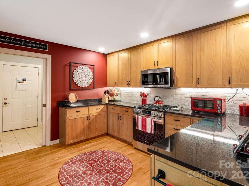 5584 Spring Road, Hendersonville, NC 28739.  MLS# CAR4258863, YatesRealty ID 19973. 