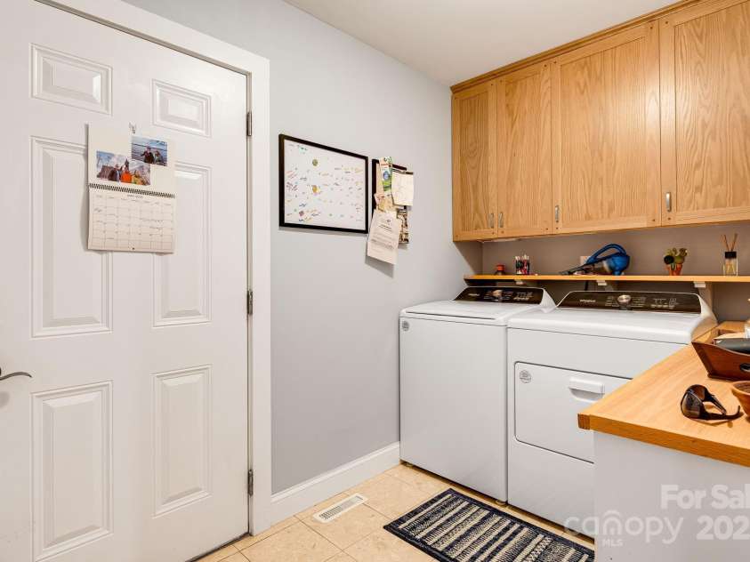 5584 Spring Road, Hendersonville, NC 28739.  MLS# CAR4258863, YatesRealty ID 19973. 