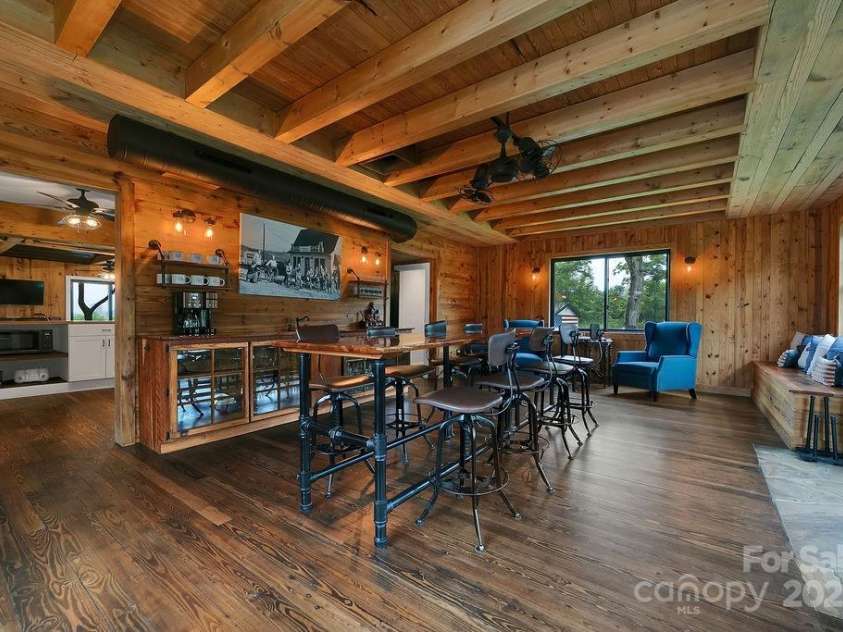 668 Old Hendersonville Highway, Brevard, NC 28712.  MLS# CAR4264741, YatesRealty ID 19974. Entrance and Dining