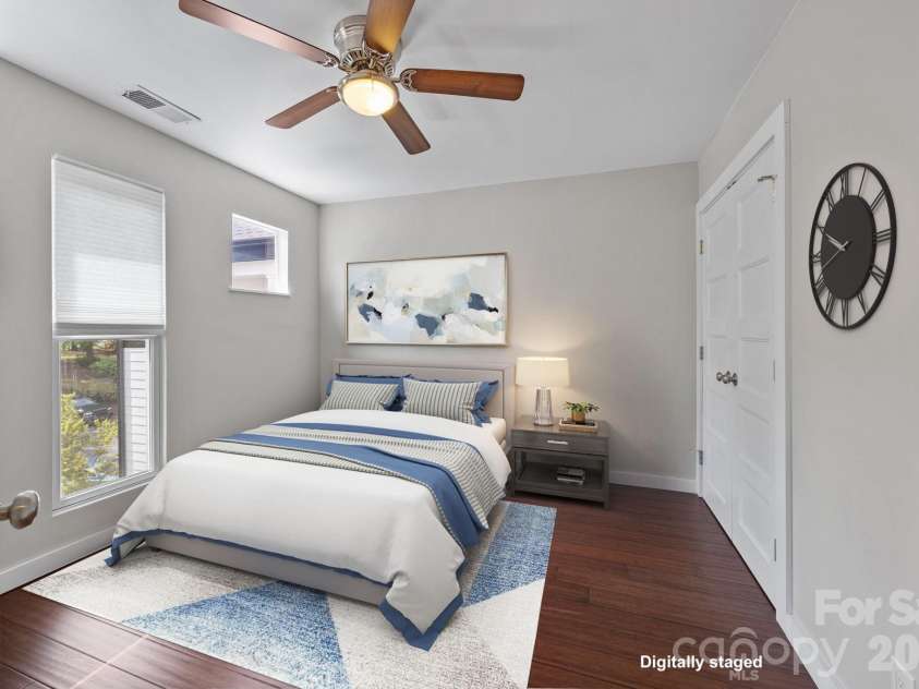 18749 Vineyard Point Lane, Cornelius, NC 28031.  MLS# CAR4367130, YatesRealty ID 19976. 
