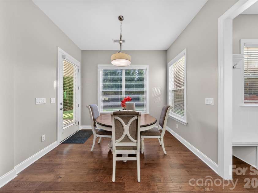 5220 Meadowcroft Way, Fort Mill, SC 29708.  MLS# CAR4370606, YatesRealty ID 19978. Breakfast Room