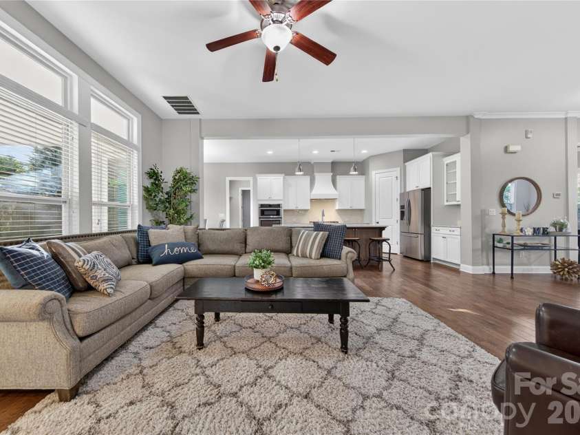 5220 Meadowcroft Way, Fort Mill, SC 29708.  MLS# CAR4370606, YatesRealty ID 19978. Great Room