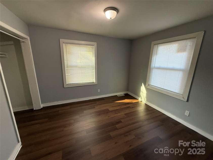 3316 Queens Lane, Gastonia, NC 28052.  MLS# CAR4240980, YatesRealty ID 19979. Front bedroom