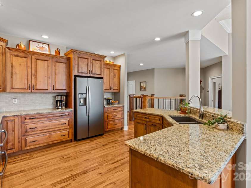 4948 Connestee Trail, Brevard, NC 28712.  MLS# CAR4231748, YatesRealty ID 1998. Roomy, bright & welcoming