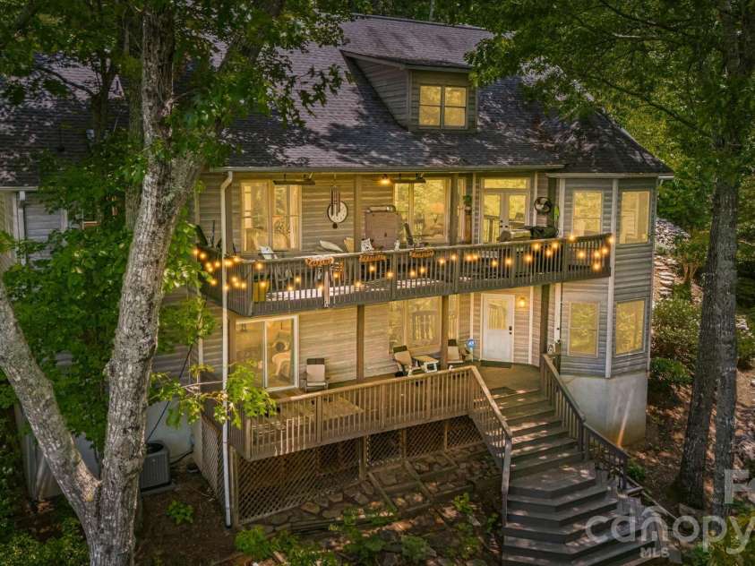 5 Saddle Ridge, Fletcher, NC 28732.  MLS# CAR4375966, YatesRealty ID 1998. 
