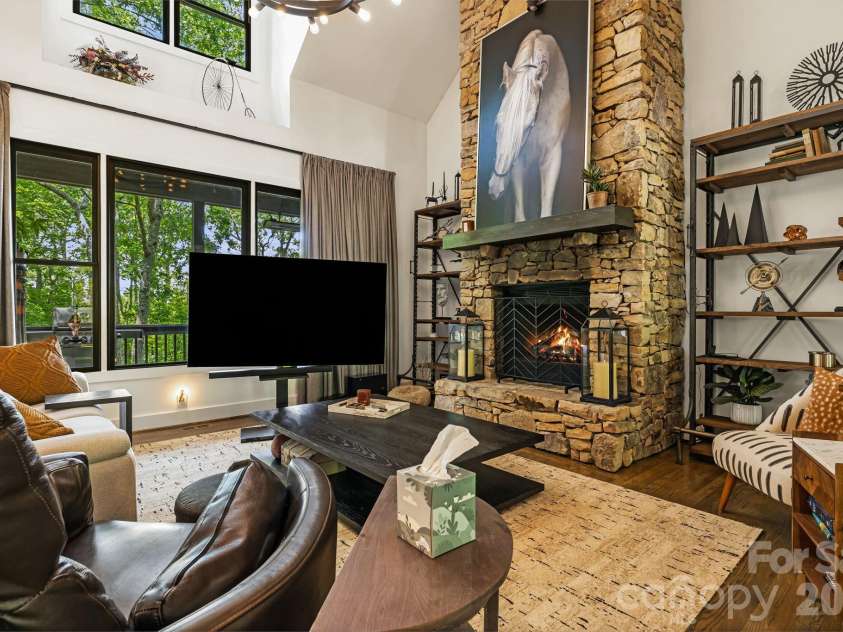5 Saddle Ridge, Fletcher, NC 28732.  MLS# CAR4375966, YatesRealty ID 1998. Living Room 