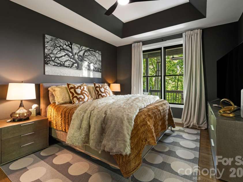 5 Saddle Ridge, Fletcher, NC 28732.  MLS# CAR4375966, YatesRealty ID 1998. Primary Bedroom
