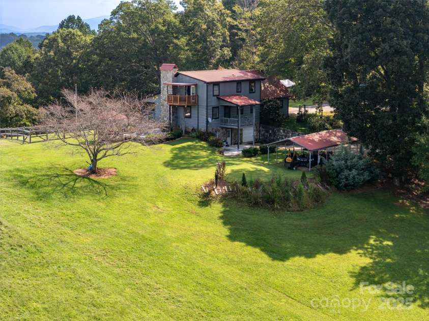 50 Holland Ridge Drive, Candler, NC 28715.  MLS# CAR4312644, YatesRealty ID 1998. 