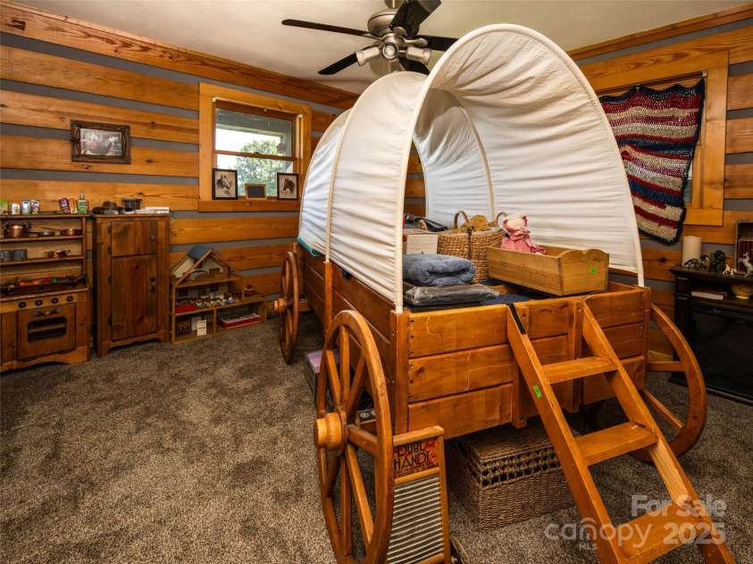 50 Holland Ridge Drive, Candler, NC 28715.  MLS# CAR4312644, YatesRealty ID 1998. 