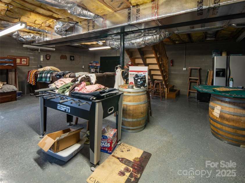 50 Holland Ridge Drive, Candler, NC 28715.  MLS# CAR4312644, YatesRealty ID 1998. 