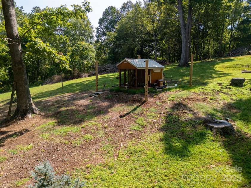 50 Holland Ridge Drive, Candler, NC 28715.  MLS# CAR4312644, YatesRealty ID 1998. 