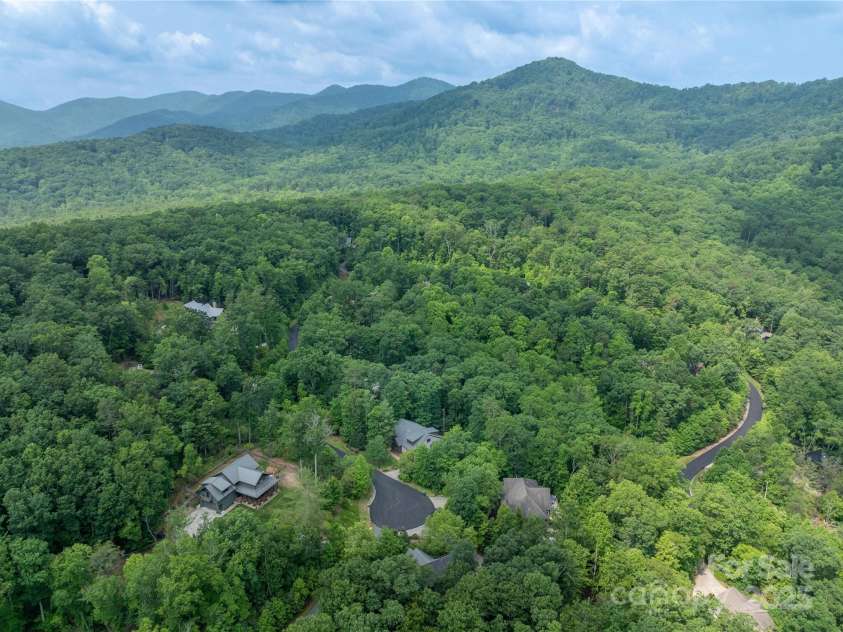 122 Bent Creek Preserve Road, Asheville, NC 28806.  MLS# CAR4266867, YatesRealty ID 19981. 